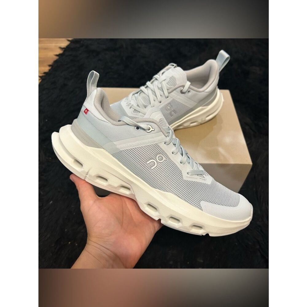 ON CLOUDPULSE next athletic training running lace up shoes sneakers sz 8 new